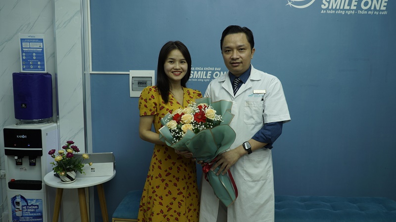 Các bác sĩ niềng răng đang trực tiếp khám ở khu vực Thanh Xuân (Hà Nội)